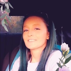 Meet your Posher, Tabathi